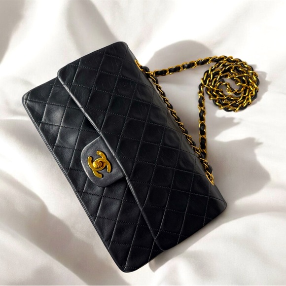 CHANEL Lambskin Quilted Medium Double Flap Black Vintage 24k GHW - Picture 1 of 14